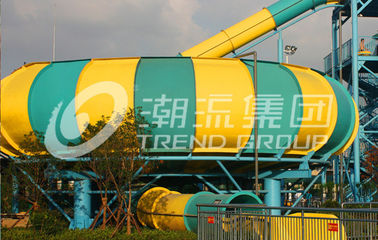 Het Waterdia's van de hotelsglasvezel, Één Persoon Gebruikte het Waterdia van de Glasvezelkom voor Waterpark
