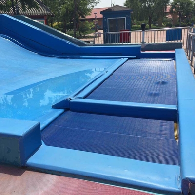 De populairste Ruiter die van de Glasvezelstroom voor Commercieel Speelplaatsmateriaal surfen