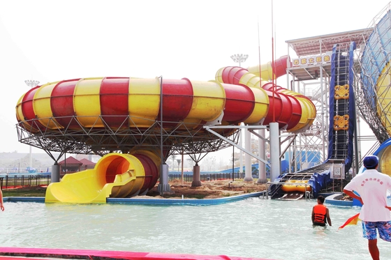 Van de het Materiaal Ruimtekom van het Aquapark het Waterdia met Hoge Capaciteit 720 Ruiters/h