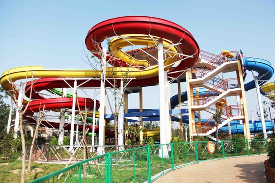 Het opwekken van het Materiaal/de Glasvezelwaterdia's van Waterpark met 304 Roestvrij staalschroef
