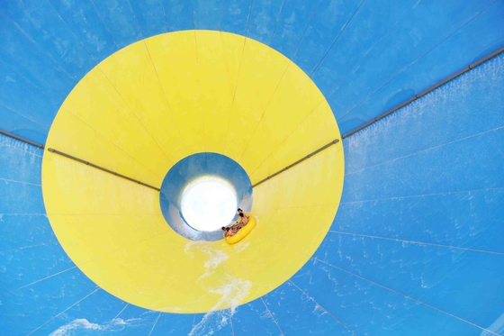De duurzame Dia's van het Glasvezelwater voor Reuzewaterpark, de Grote Dia van het Tornadowater