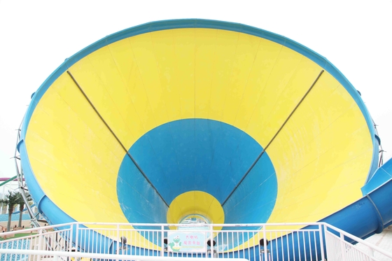 Het kleine Glasvezelwater glijdt voor familieinteractie in de speelplaats van het jonge geitjeswater voor Waterpark
