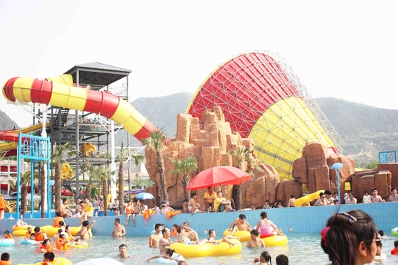 Het reuze de Glasvezelwater van het Waterpark glijdt het Gegalvaniseerde Koolstofstaal Steunen