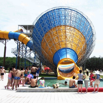 Het kleine Glasvezelwater glijdt voor familieinteractie in de speelplaats van het jonge geitjeswater voor Waterpark