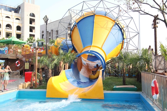 Het Spel Kleine Dia van het Comercial de Binnenwater/de Rit100m3/hr Kleine Dia van het Tornadowater van het Waterpark