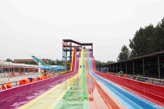 Het Waterdia's van de roestvrij staalglasvezel met Regenboogkleur voor Jonge geitjes/Volwassenen in Waterpark