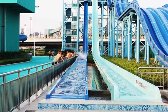 De kleurrijke Dia van het Hoge snelheids Volwassen Water met de Bouw van het WaterPretpark voor Waterpark