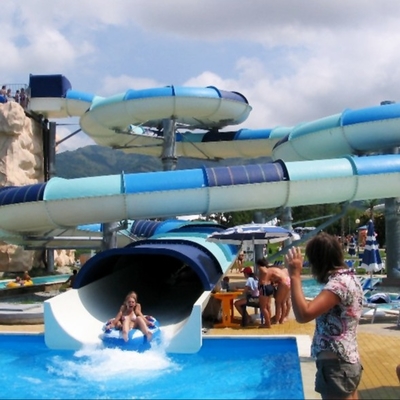 De gegalvaniseerde Dia's van het de Glasvezelwater van de Koolstofstaalbuis voor het Park van het Vermaakwater