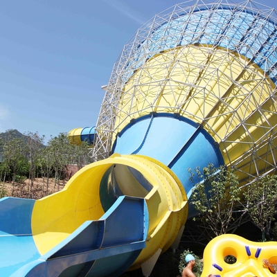 Reusachtige van het Waterdia's van de Tornadodouane Breedte 18.6m 42*60m voor Familie het Berijden