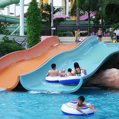 Het Waterdia's van glasvezeljonge geitjes, de Openluchtdia van het Poolwater voor Kinderen met een Veiligheidshoogte