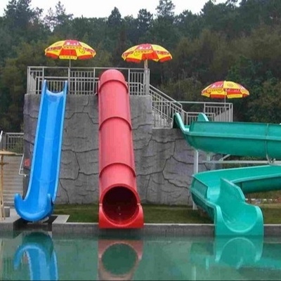 Het Water van commerciële Glasvezeljonge geitjes glijdt het Materiaal van het Waterpark voor Zwembad