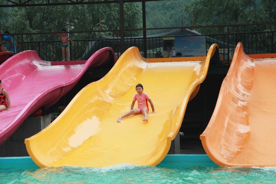 Aangepast 3 Ruitersjonge geitjes glijdt het Water Aqua-Parkmateriaal, Roze/Sinaasappel/Blauw