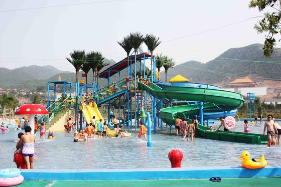 De grote Speelplaats Ashland van het Waterpark/DSM-Hars voor Familie Grappig Spel