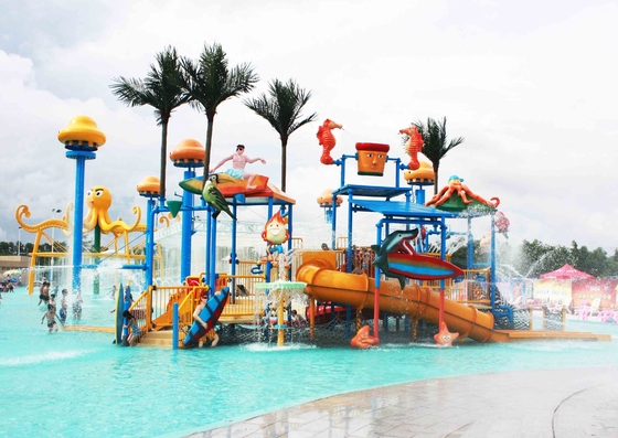 Het Project van het waterpark/het Waterdia van het Speelplaats de Duurzame Grote Aangepaste Water van Jonge geitjes