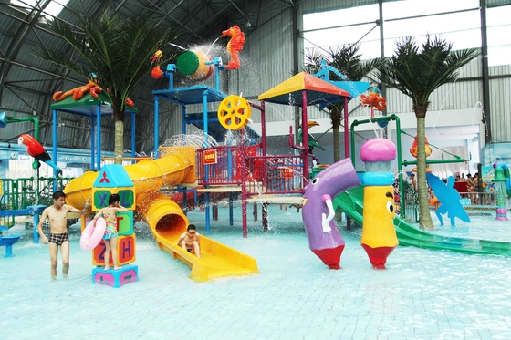 Het Water van Zwembadjonge geitjes parkeert Mini Interactieve Stegen voor Waterpark