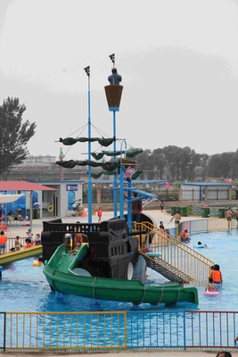 Van het het Spelmateriaal van glasvezelaqua de Piraatschip dat wordt gebruikt om Waterparken te bouwen