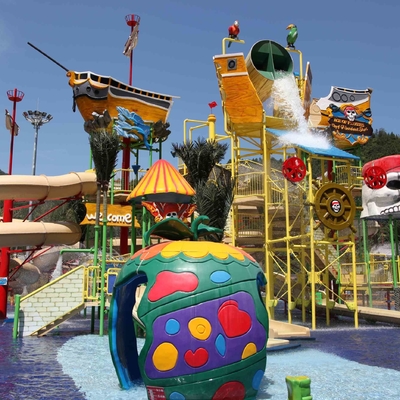 Kleurrijk het Parkmateriaal van de Karpernevel voor Kinderen/Jonge geitjes in de Glasvezelmateriaal van het Waterpark