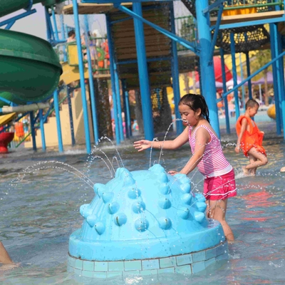 Van het het Parkmateriaal van nevelaqua Gevormde het Waterspeelplaats Egel met het Regenen