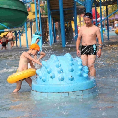 Van het het Parkmateriaal van nevelaqua Gevormde het Waterspeelplaats Egel met het Regenen