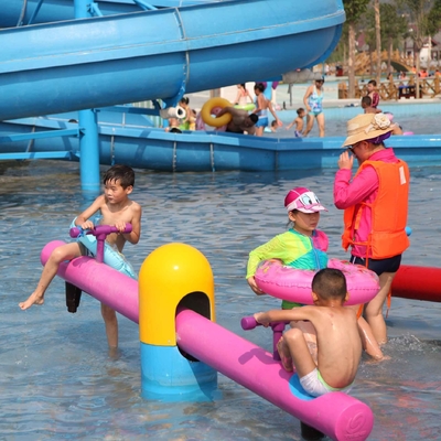Het Parkmateriaal van de vermaaknevel voor de Spelen van het Jonge geitjeswater/Aqua-Park Interactieve Speelplaats