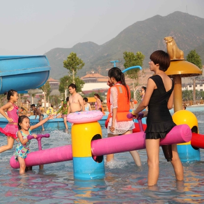 Het Parkmateriaal van de vermaaknevel voor de Spelen van het Jonge geitjeswater/Aqua-Park Interactieve Speelplaats
