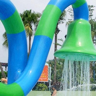 Het aangepaste Materiaal van het de Nevelpark van de Glasvezelbloem, het Waterspel van het Familievermaak