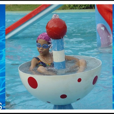 Het Spel van glasvezelaqua, het Parkmateriaal van Nevelaqua voor Jonge geitjes en Volwassenen in Zwembad