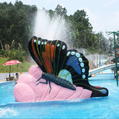 Multicolored Dia's van het Zwembadwater, Spelen van het Waterdia's van de Jonge geitjesvlinder de Openlucht voor Waterpark