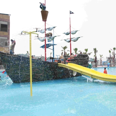 Het grote Schip van de de Glasvezelpiraat van de Vakantietoevlucht voor Parken van het Themawater, 19*13.6*9m