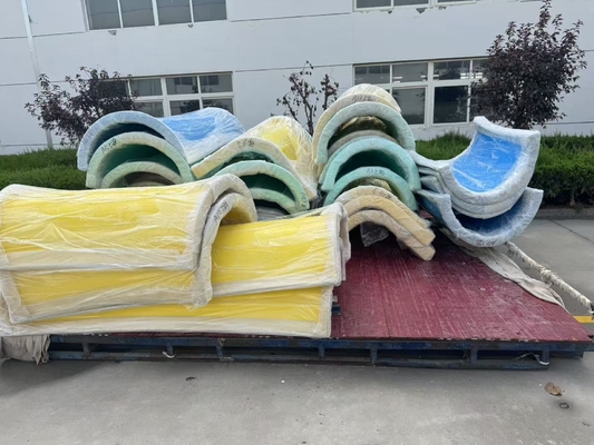 RTM waterpark uitrusting ontwerp lichaam glasvezel glijbanen voor zwembaden Vison waterparken