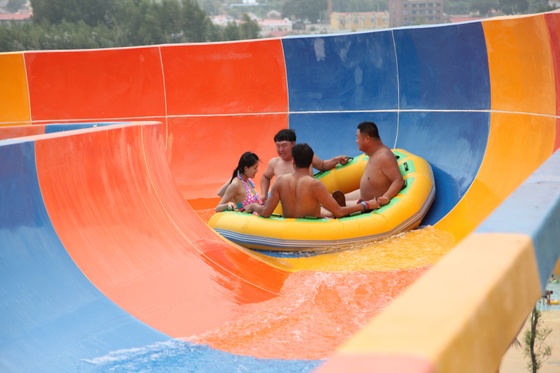 Kleurrijke Bovengenoemde het Waterdia's van de Grondglasvezel, de Dia van de Glasvezelpool voor Reuzewaterpark