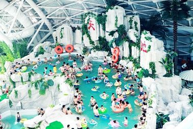 Het Parkmateriaal van glasvezelaqua voor Hotel Luie Rivier, Familie op de Zomervakantie in Aqua-Park