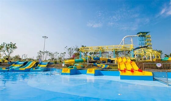 Kids Slide Group - Meervoudige lijn glasvezel waterglijbanen met laag platform en niet-glijde trappen voor veilig spel