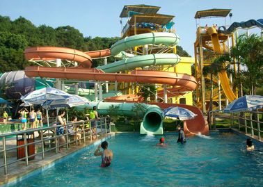 Het Waterparkmateriaal, Glasvezel Open/Dichte Spiraalvormige Dia, Douanewater glijdt 11m Hoogte