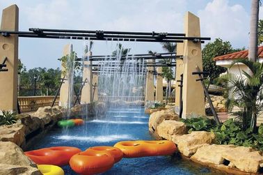 Het Parkmateriaal van glasvezelaqua voor Hotel Luie Rivier, Familie op de Zomervakantie in Aqua-Park