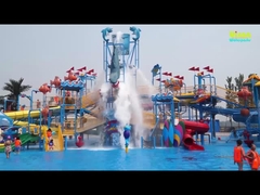 Spannend gezinswaterpark in Giant Waterhouse met een andere glijbaan